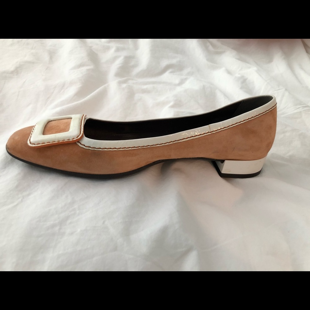 Roger Vivier Ballerina Flat - Orange and White